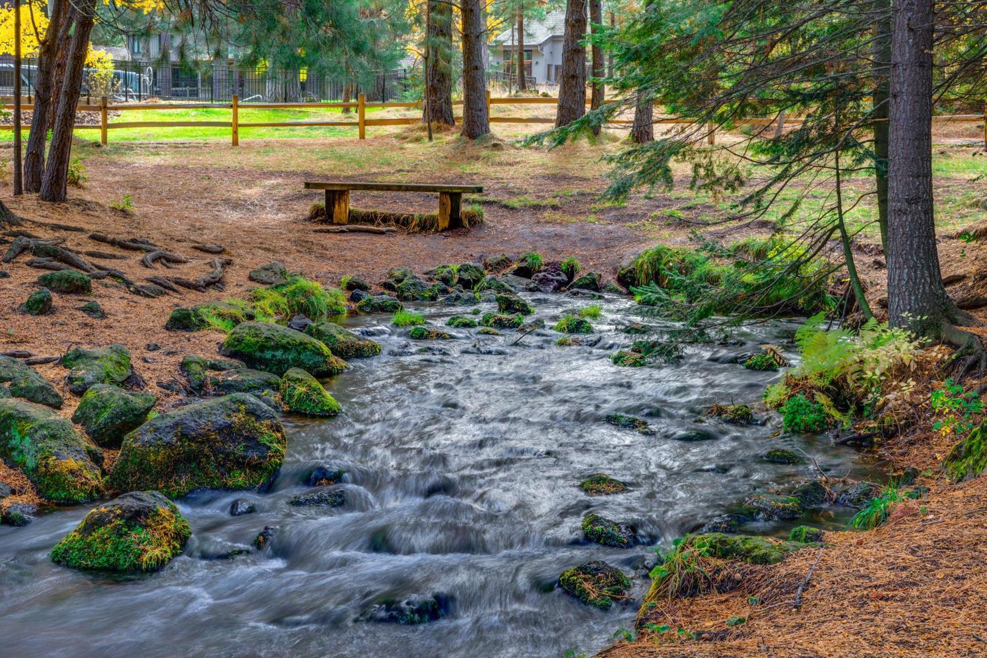 Villa Black Butte Ranch: Hilltop Getaway Extérieur photo